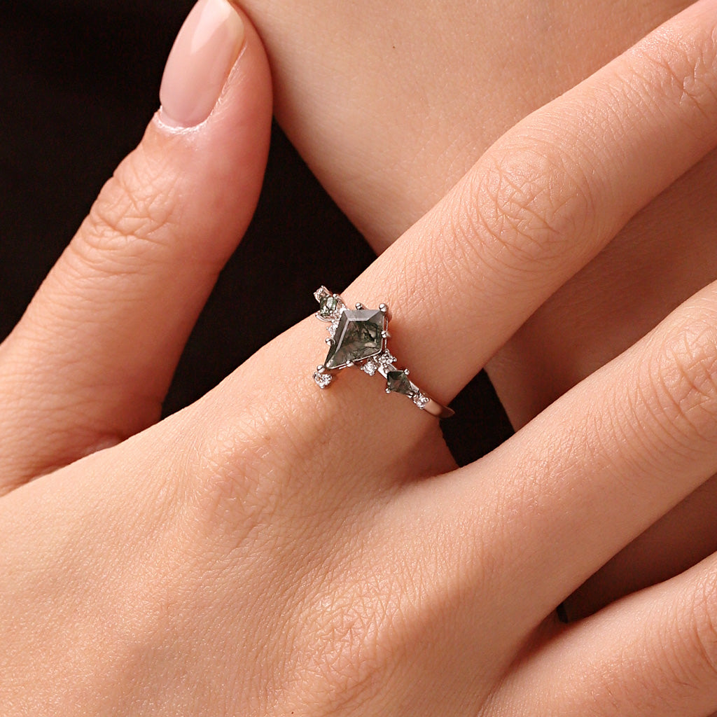 Gnoce Moss Agate Kite-shape Solitaire Ring Platinum-plated Silver Blend_5