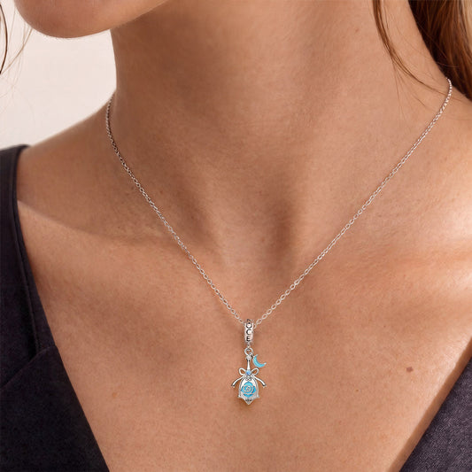 Harpae Regalia Pendant_3