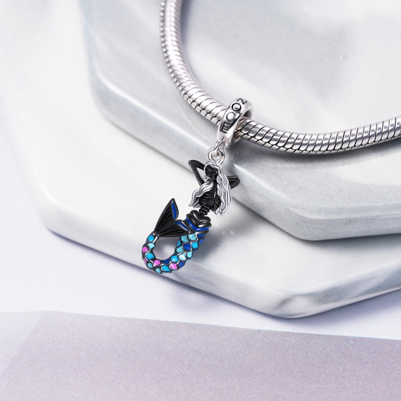 Gnoce Skully Mermaid Charm_2