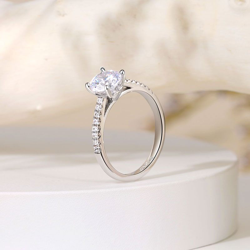 Sparkling Round Solitaire Ring 925 Sterling Silver Inlaid with Clear Gemstones_5