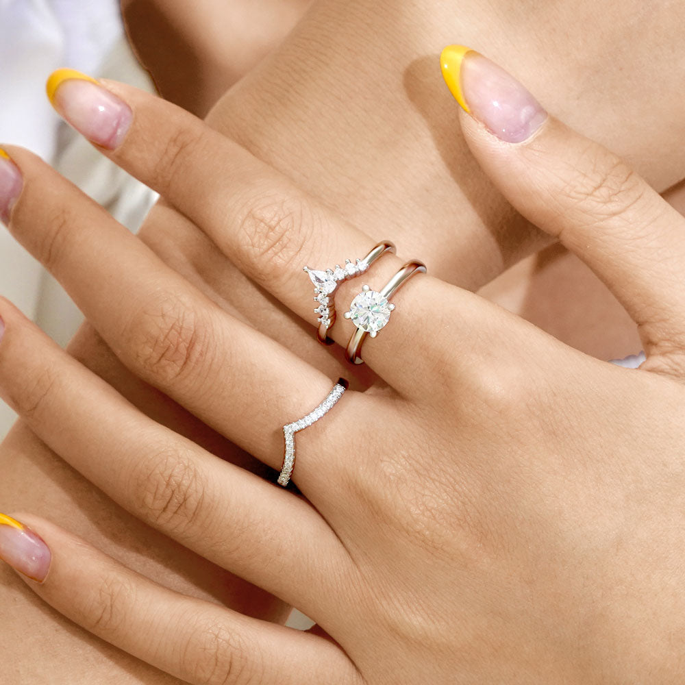 Gnoce Classic Sparkle Round-cut Stackable Ring Set Platinum-plated Silver Blend_4