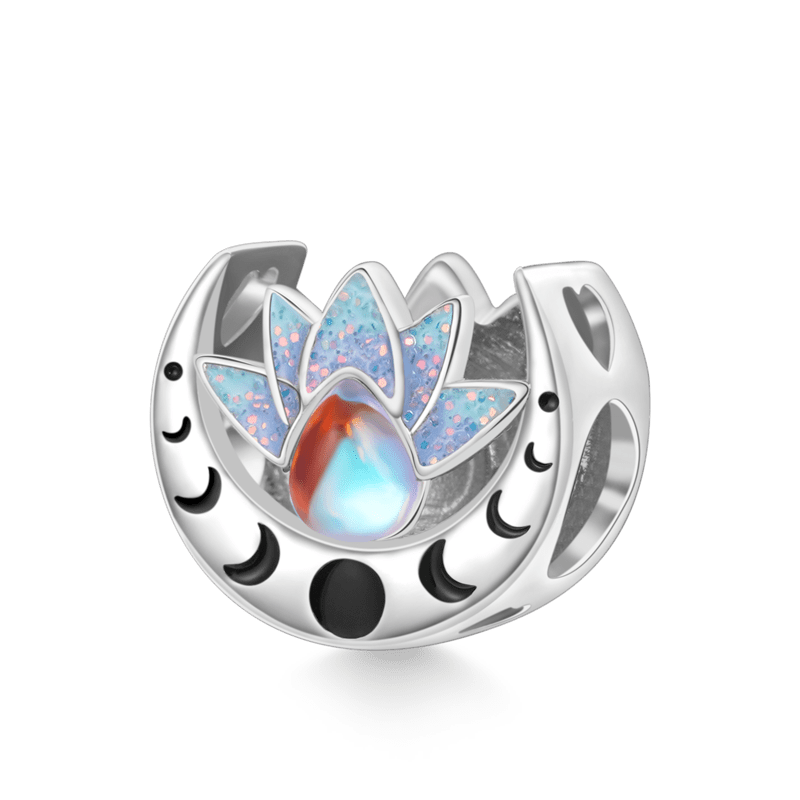 Gnoce Lotus Moon Charm_1