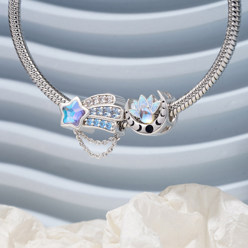 Gnoce Lotus Moon Charm_2