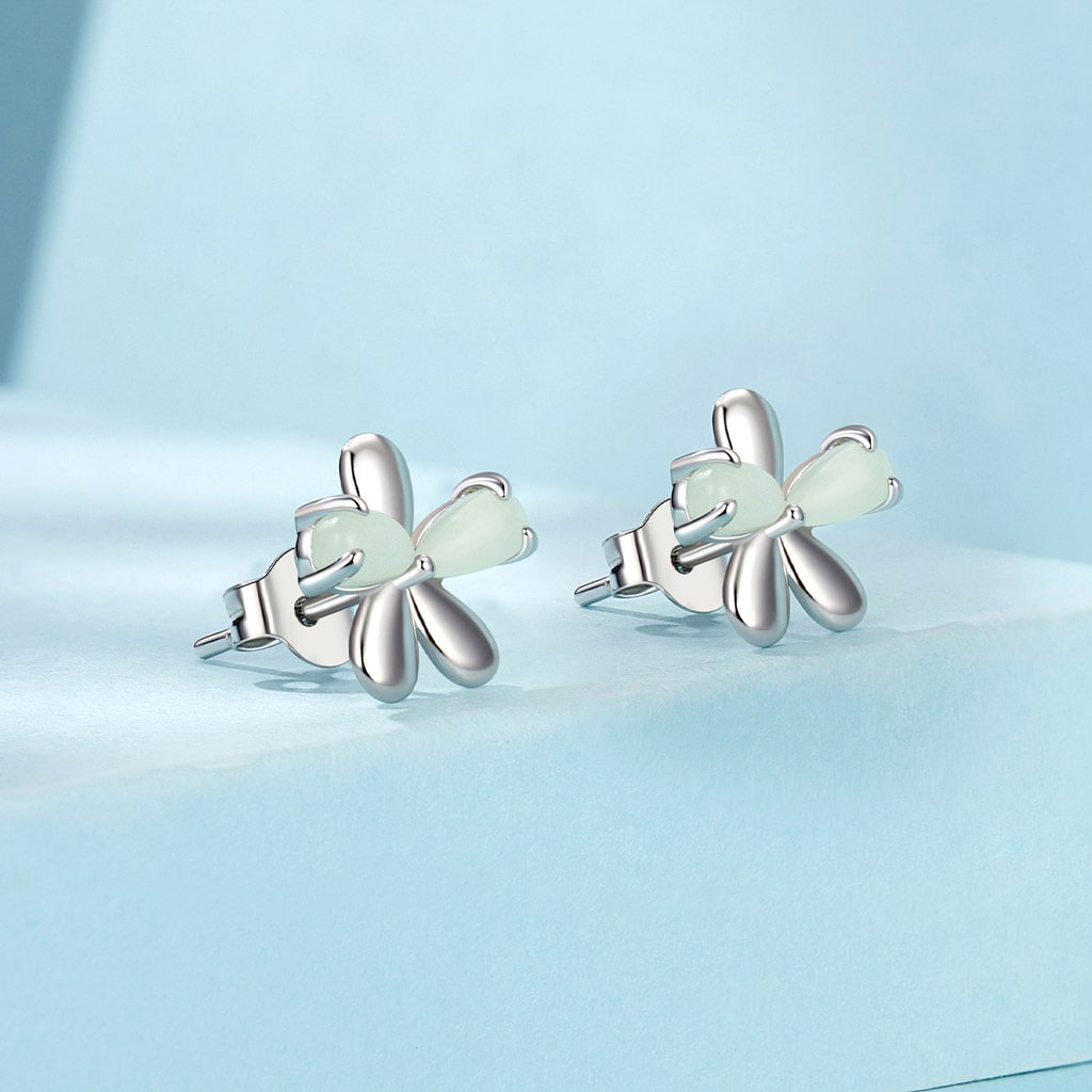 Gnoce Glow in the Dark Flower Stud Earrings_3