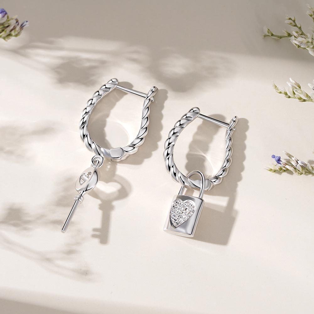 Gnoce Asymmetrical Lock Key Twisted Rope Earrings Platinum-plated Silver Blend_4