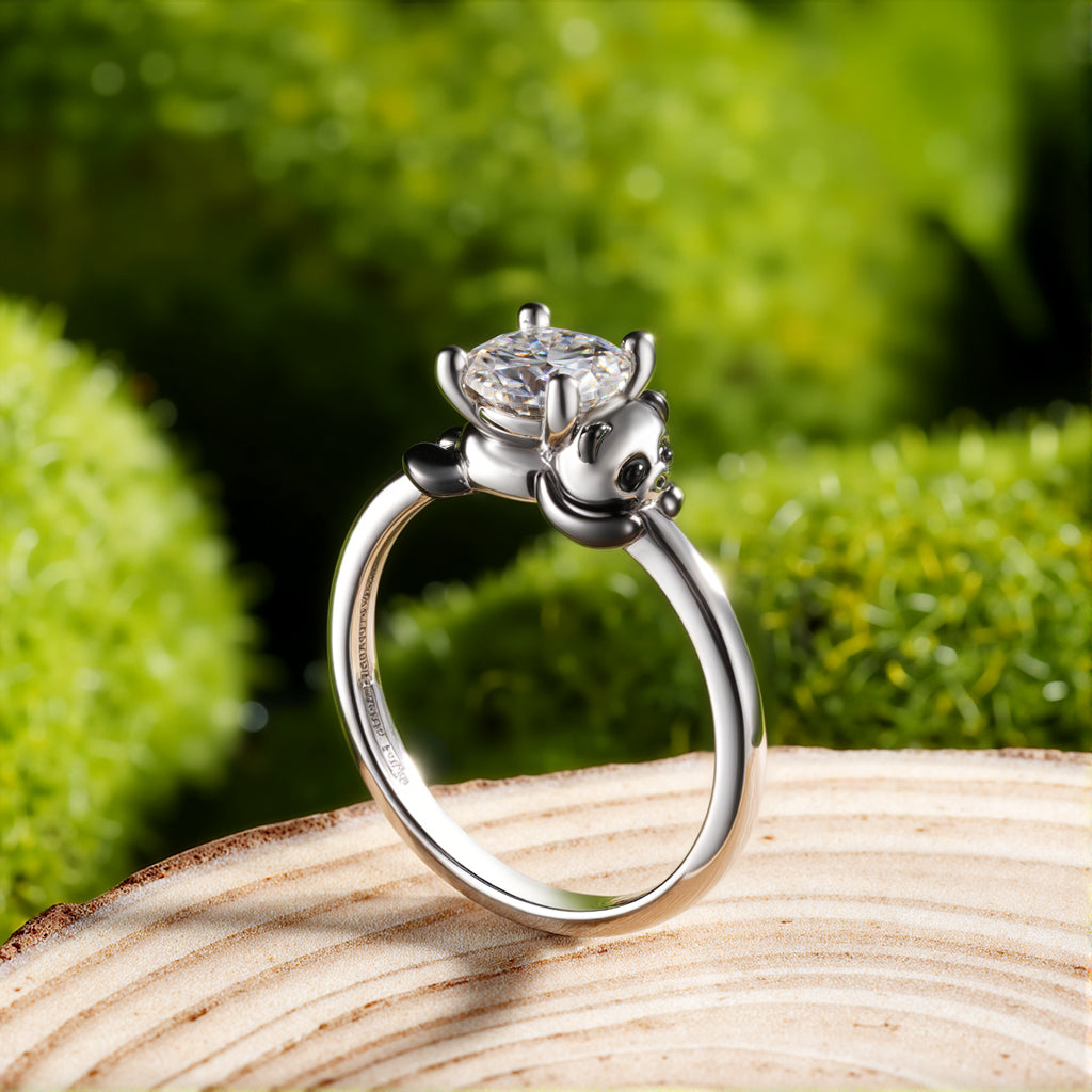 Gnoce Panda Embraces Moissanite Round Cut Ring_7