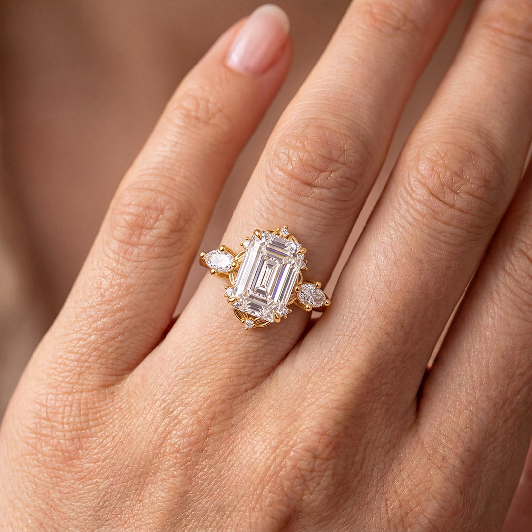 Gnoce Emerald Cut Moissanite Three Stone Ring_2