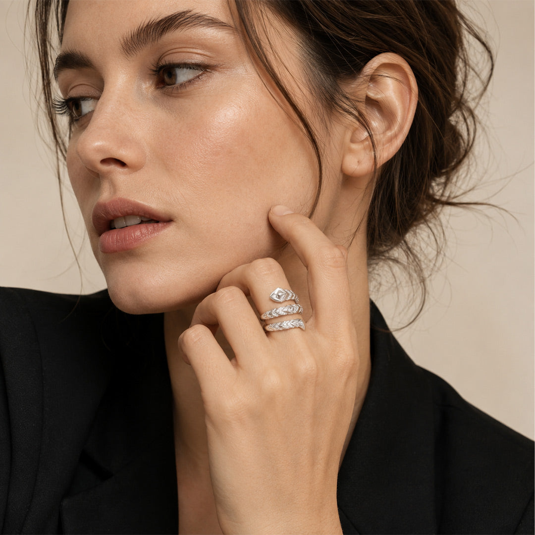 Gnoce Coiled Snake Ring Platinum-plated Silver Blend_3